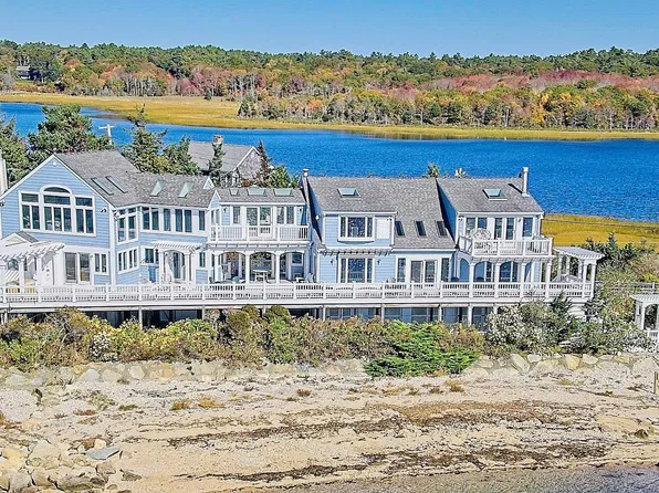 4 West Ave, Marion, MA 02738