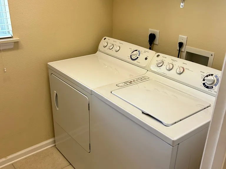 403 Bouchelle Dr #208 — Photo 17