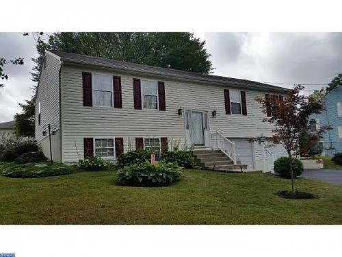 3713 Fleetwood Ave photo 1