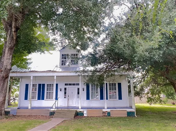 120 Teresa Dr, Saint Martinville, LA 70582