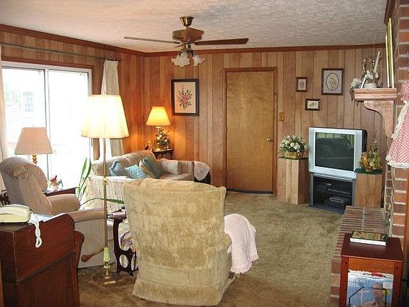 4th image of 811 Prestwould Dr