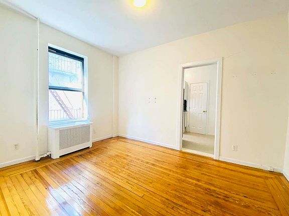 3rd image of 44-74 21st St #L4