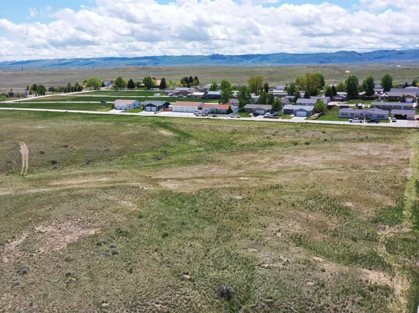 Sunup Rd, Glenrock, WY 82637