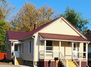 2529 Maple St, Port Huron, MI 48060