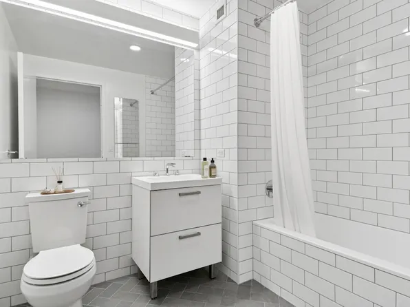 180 Broome Street image 7 of 14