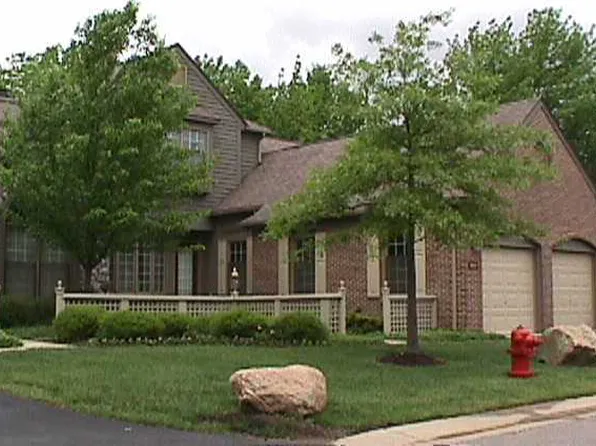 1964 Boulder Dr, Ann Arbor, MI 48104