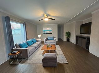 11429 Harbor Cv #52, Fenton, MI 48430