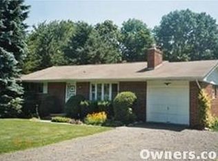 544 Highland Dr, East Stroudsburg, PA 18302
