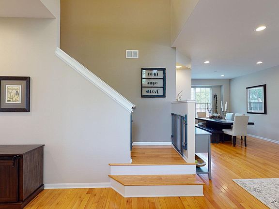 3rd image of 246 Lenox Ln