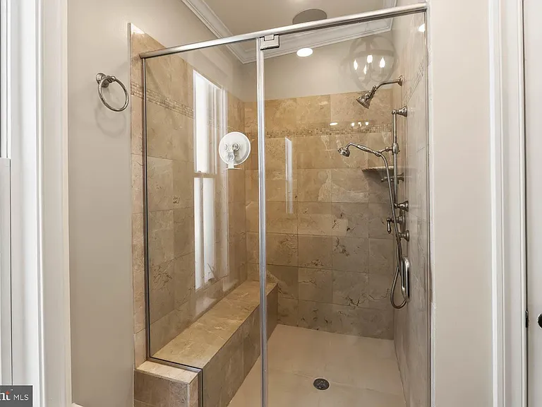 1224 R St NW #2B — Photo 31
