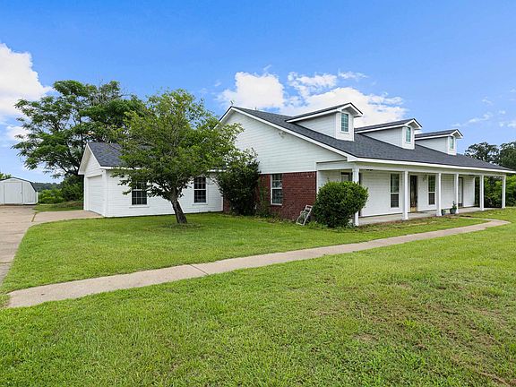 2nd image of 1831 Scarlet Oak Rd