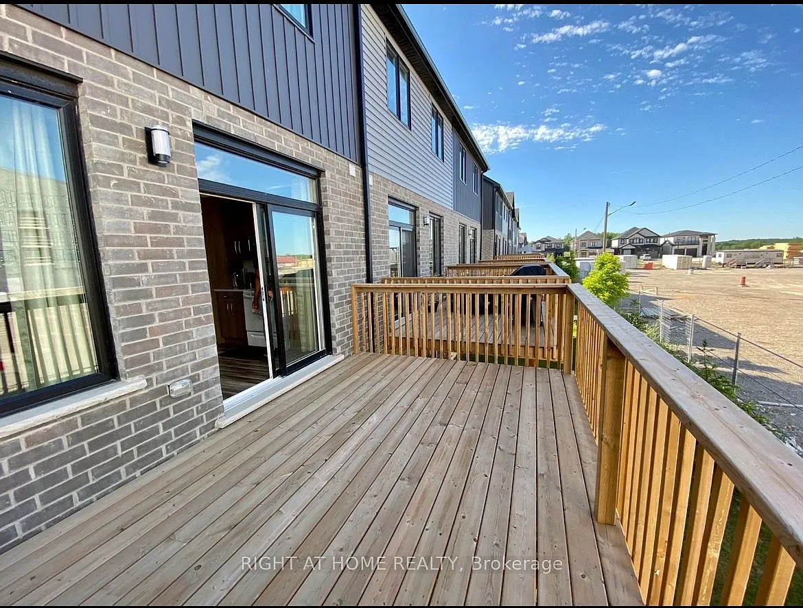 3 bed, $2,600 — Photo 3