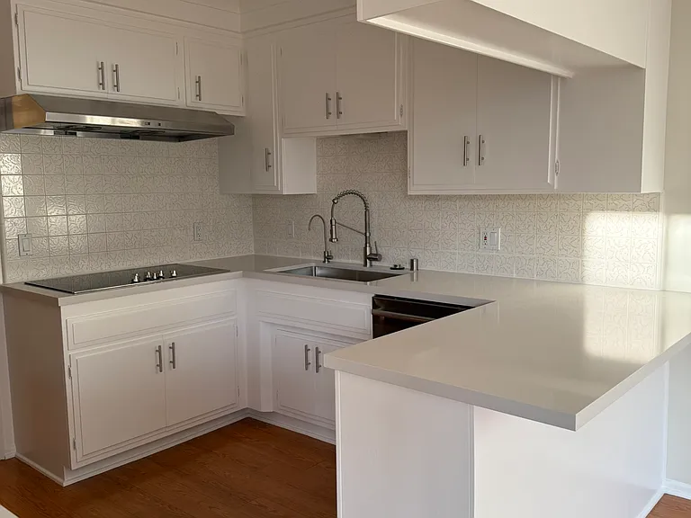 1330 California Ave #108 — Photo 7