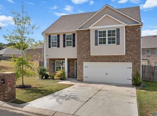 2410 Bluff Haven Ln, Hokes Bluff, AL 35903