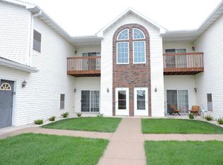 1600 Commonwealth Dr APT 2, Fort Atkinson, WI 53538