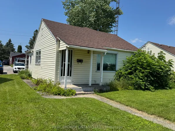 23 Churchill Cres, Smiths Falls, ON K7A 3H3