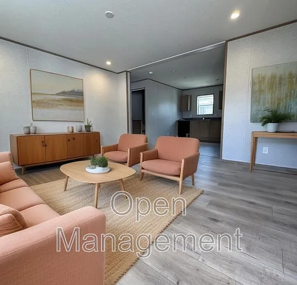 755 N Tratt St #27 — Photo 3