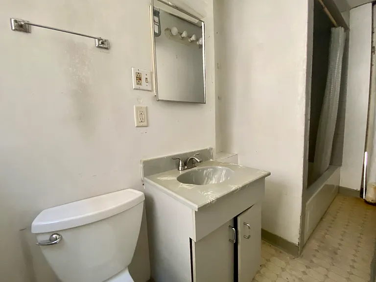 7 Myrtle St #1 — Photo 11