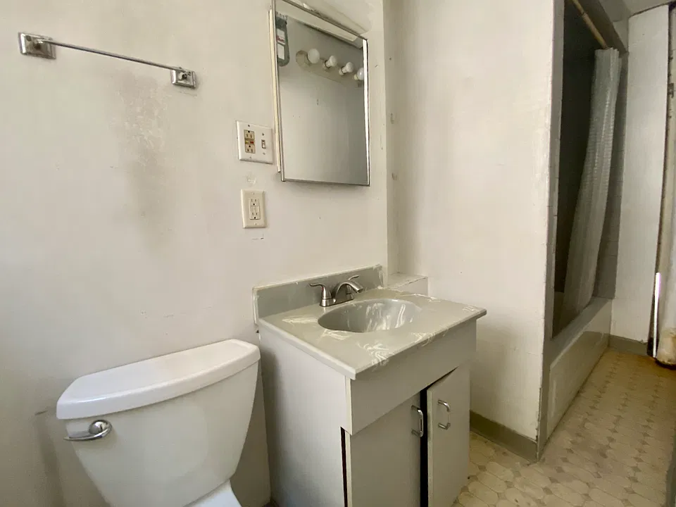 7 Myrtle St #5