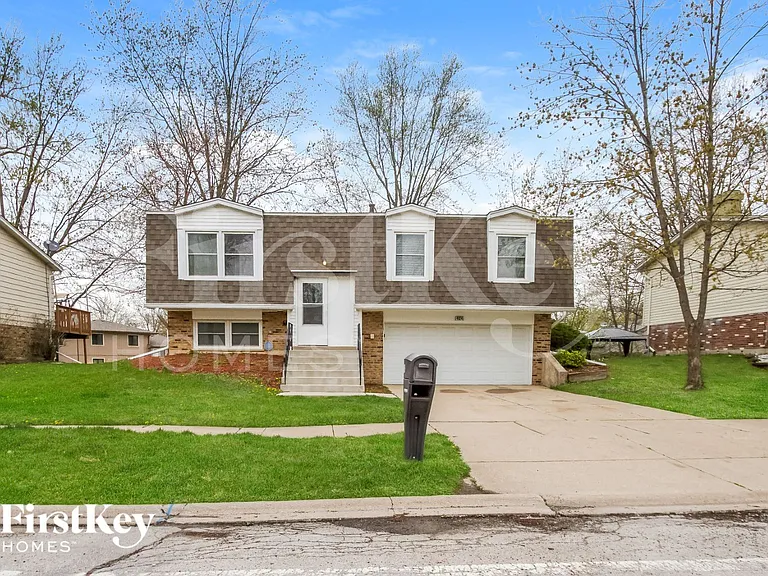 4924 Imperial Dr — Photo 1