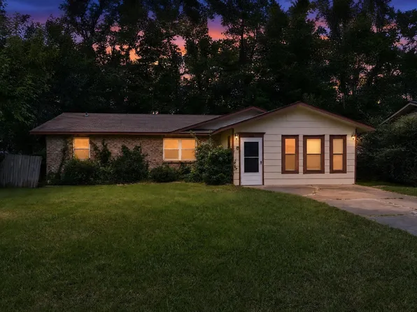 408 Overland Trl, Jacksonville, AR 72076