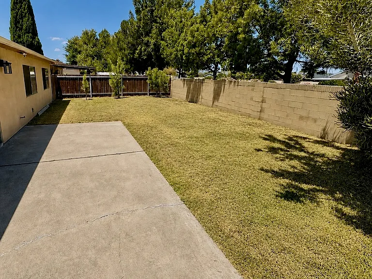 4117 E Bainbridge Ave — Photo 25