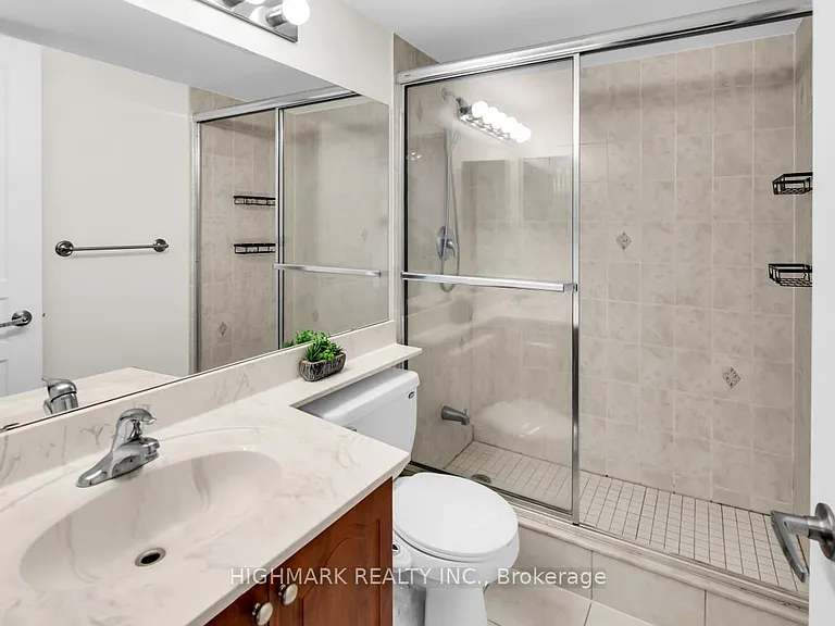 509 Beecroft Rd #517 — Photo 16