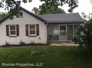 5221 New Harmony Rd, Evansville, IN 47720
