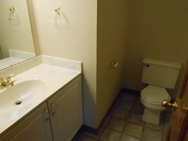 210 Windward Ct — Photo 12