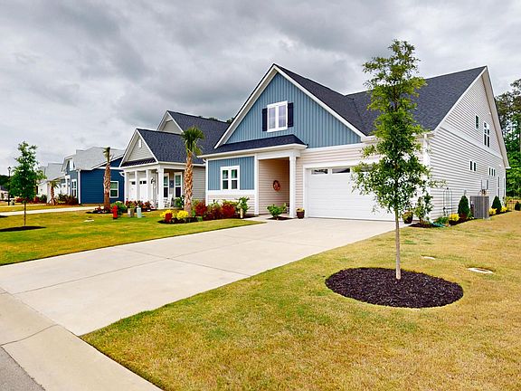 3rd image of 156 Summerwind Dr