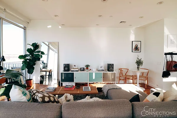 Rented by City Connections Realty | media 13