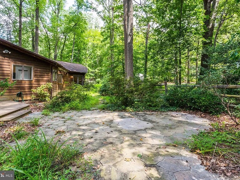 10373 Currycomb Ct — Photo 37