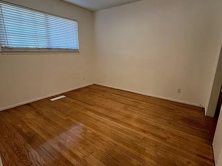 1594 Morgan Ln #A — Photo 5