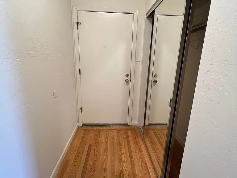 524 Guerrero Street (524r) — Photo 8