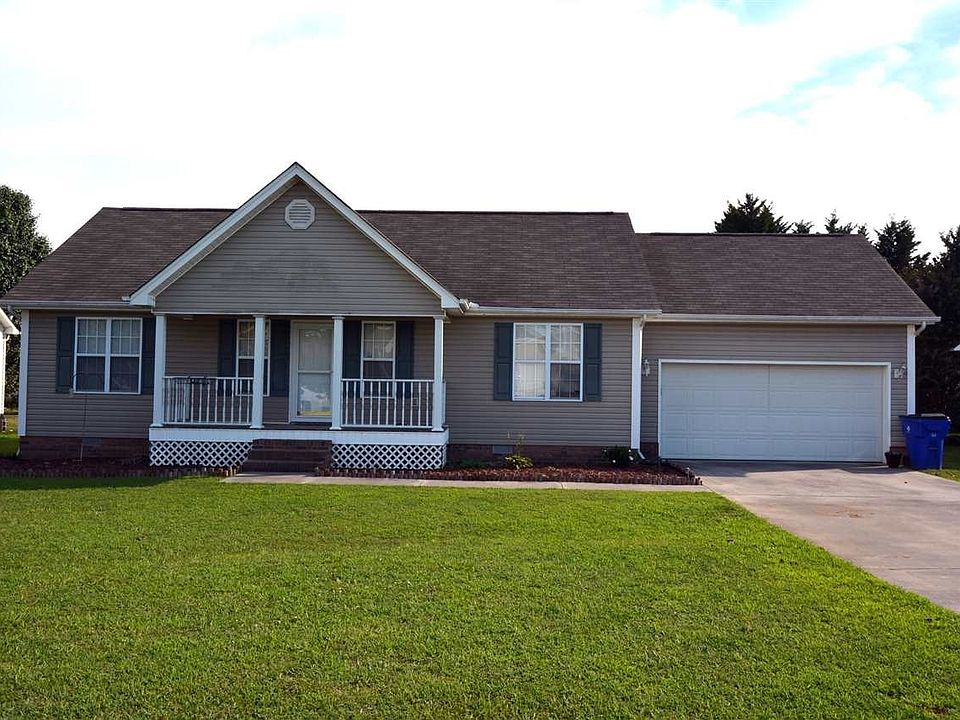 1st image of 180 Christian Dr NE