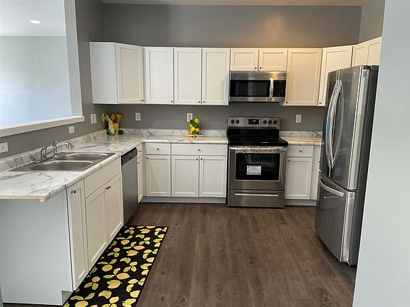 5th image of 47520 Pembroke Dr #74