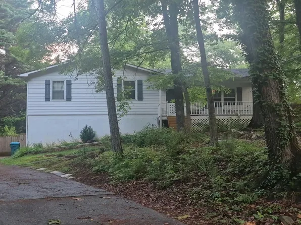 714 Moore St, Jasper, GA 30143