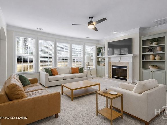 3rd image of 218 Fairmont Drive