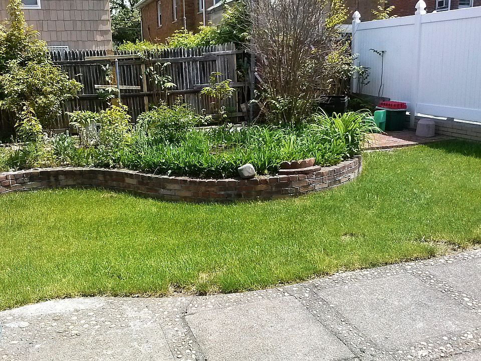 2nd image of 11-15 137th St Malba Gardens Ny #11357