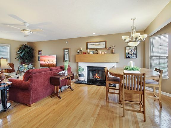 4th image of 286 W Forrest Dr