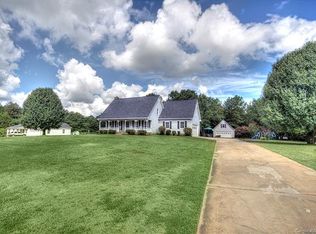 3373 Broach Dr, Catawba, SC 29704