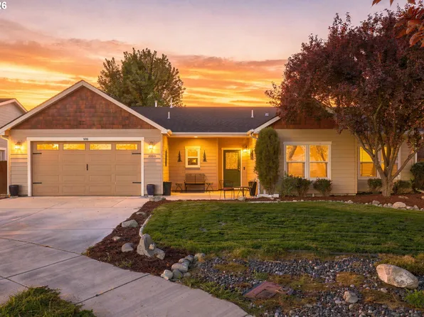 1036 SW Olive Ct, Hermiston, OR 97838