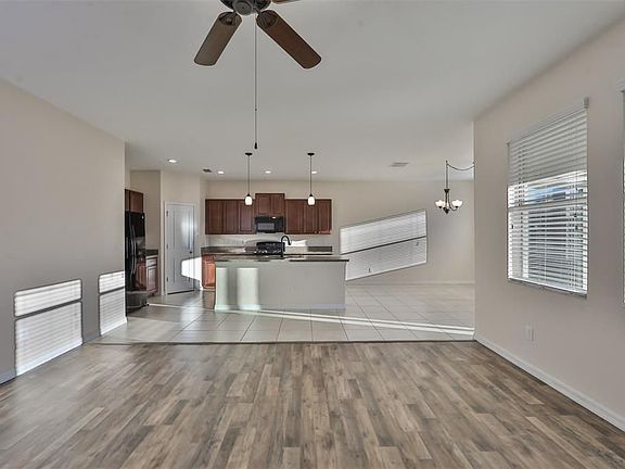 3rd image of 21344 Southern Charm Dr