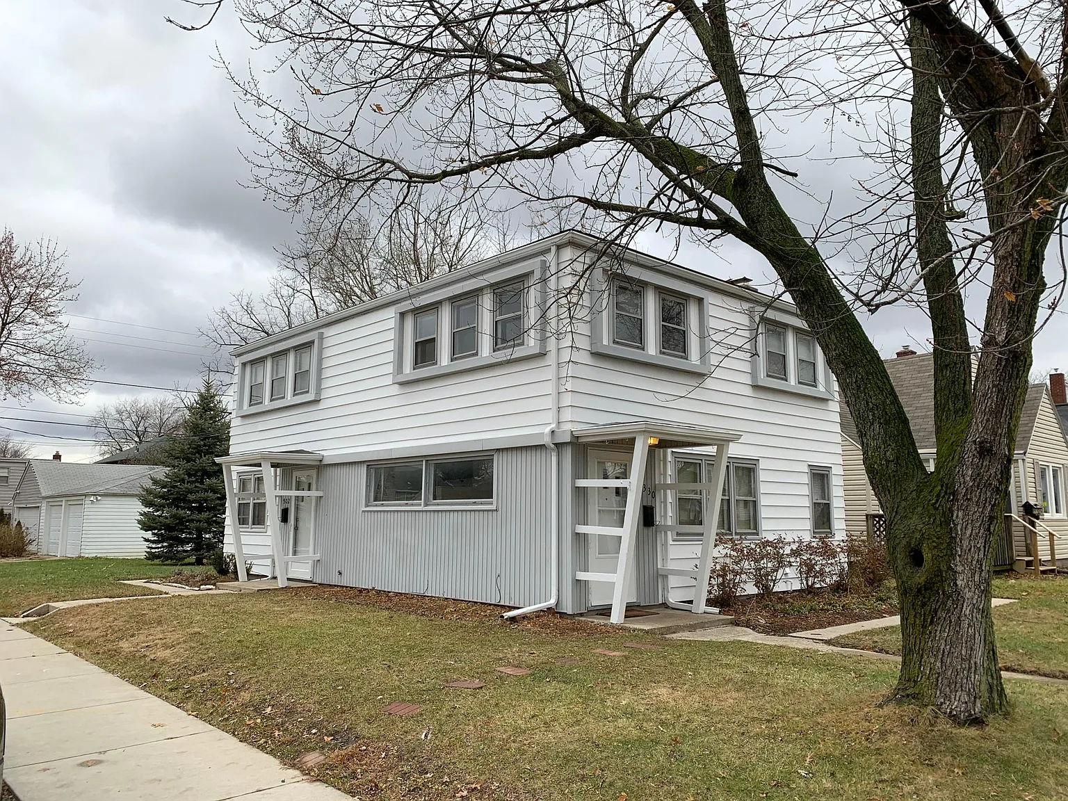 4330 Fairfield Ave — Photo 1