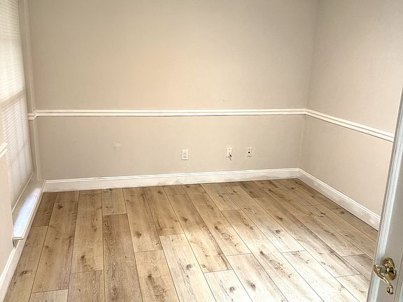 5th image of 2768 Pebbleridge Ct