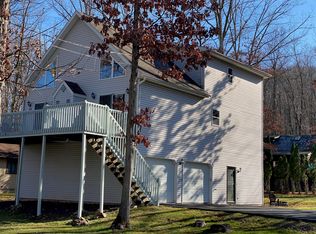 243 Shingle Mill Dr, Drums, PA 18222