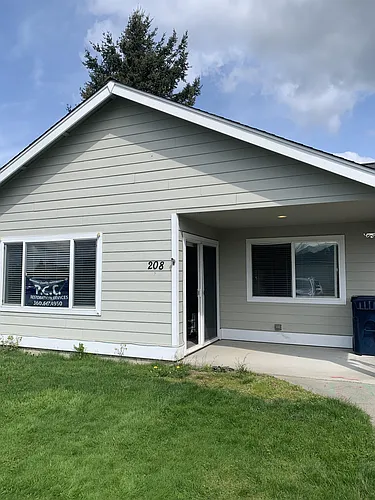 208 Noble St #1 Photo 1