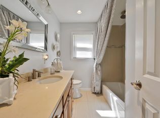 1516 12th St FLOOR 2, Fort Lee, NJ 07024