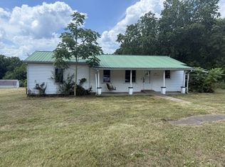 9843 Ed Lyell Rd, Lyles, TN 37098