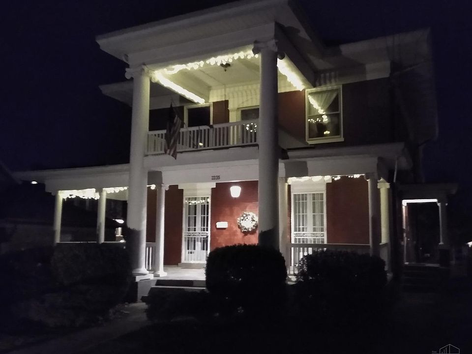 1st image of 2233 Williams Ave